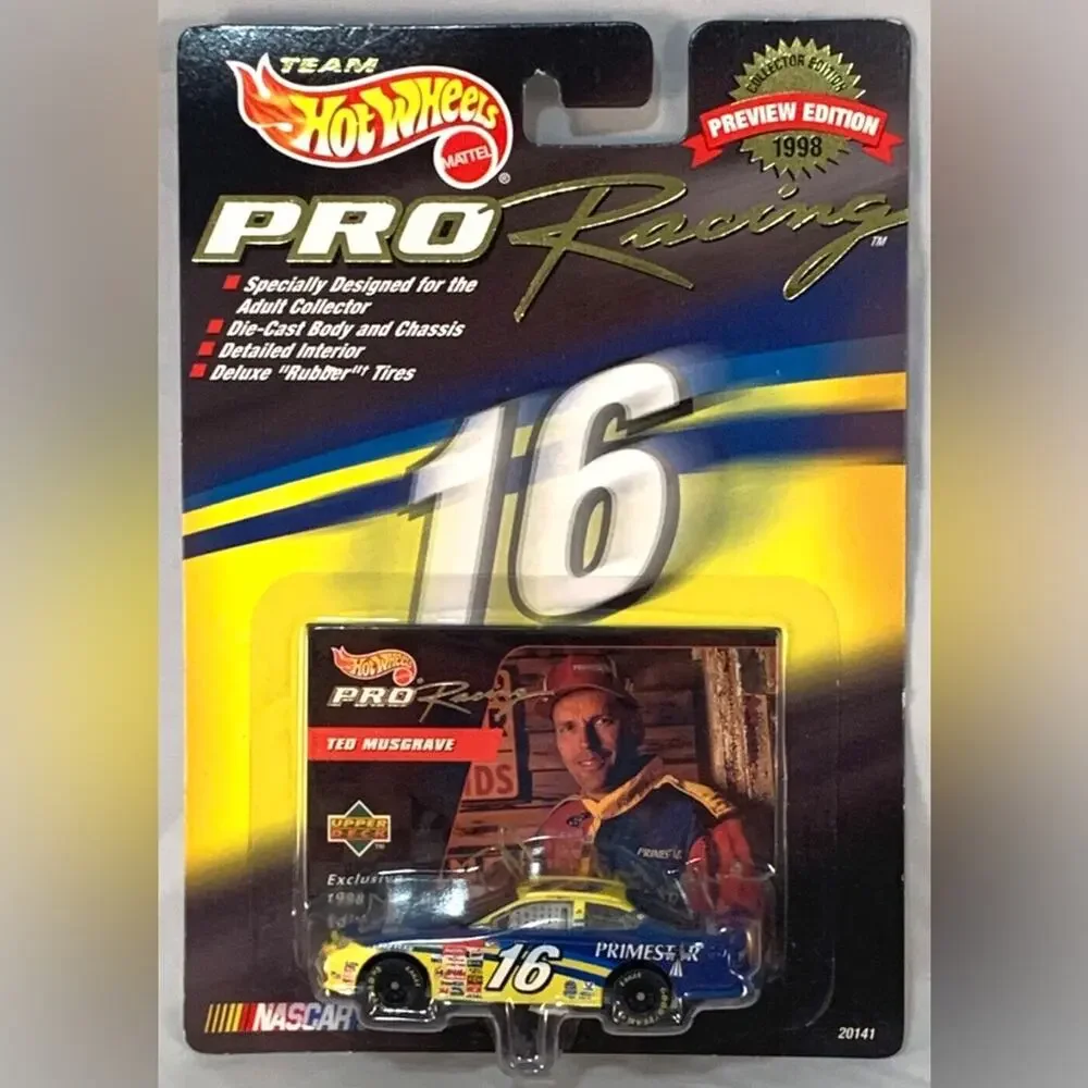NIB! Hot Wheels Pro Racing Trading Paint NASCAR #16 Ted Musgrave 1998